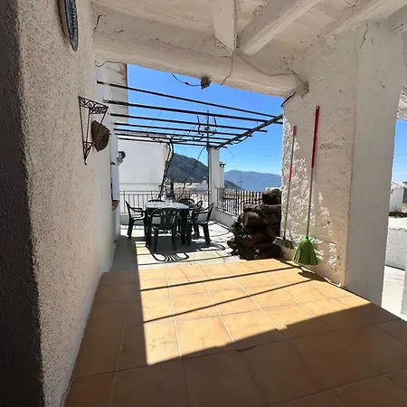 Y Terrazas De La Alpujarra